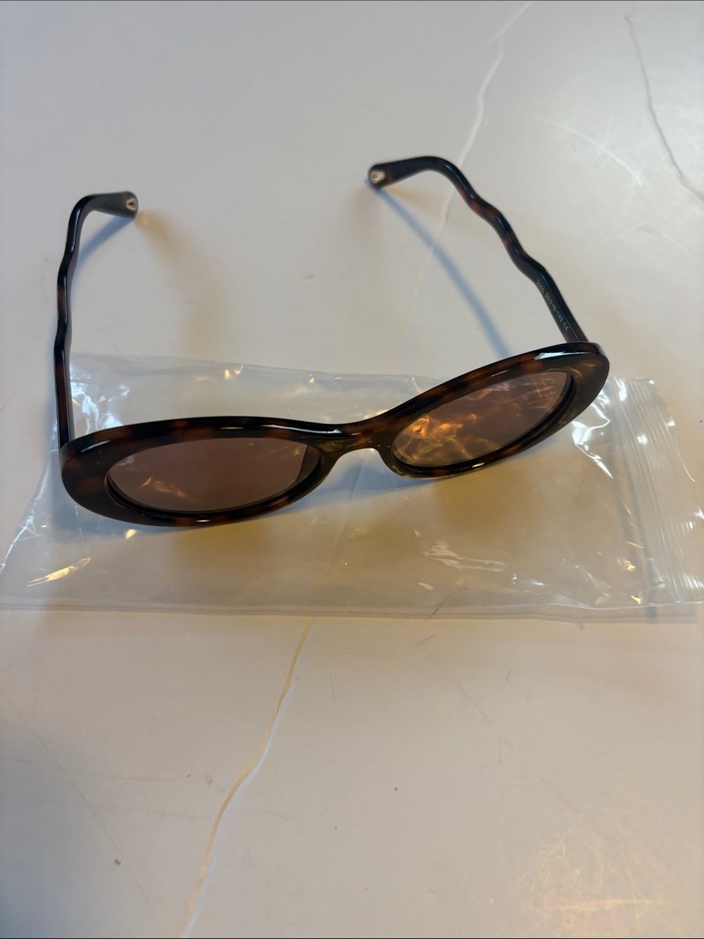 Tortoiseshell Oval Women's Sunglasses - Brown Lenses